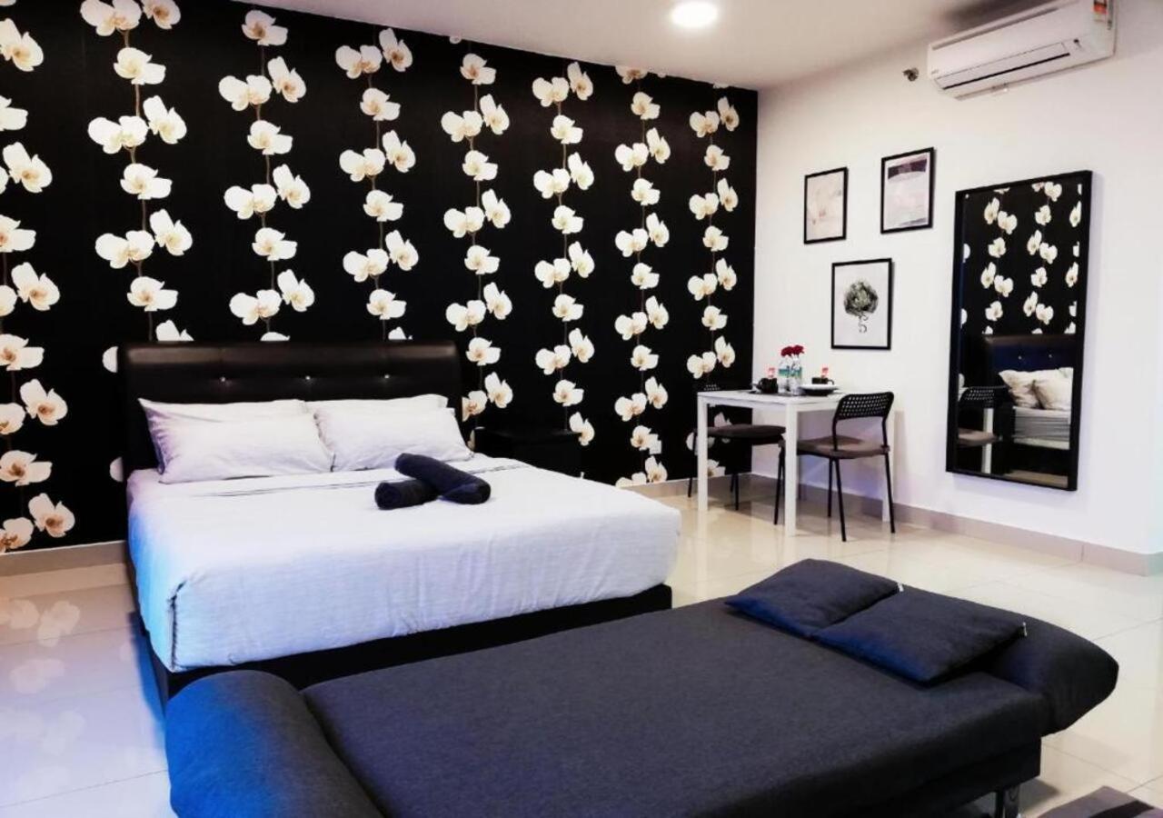 Peanut Butter Homestay #Trefoil Setia City Setia Alam Buitenkant foto